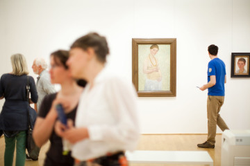 Besucher im Paula Modersohn Becker Museum  - © Museen Böttcherstraße Stiftungs-GmbH