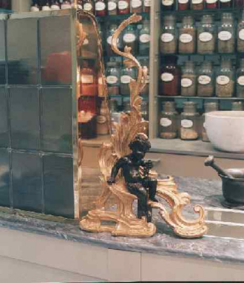 © Raths Apotheke | Raths Apotheke Engel | 